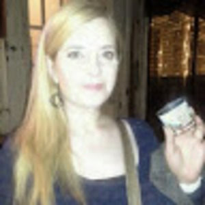 Meet your Posher, Alicia